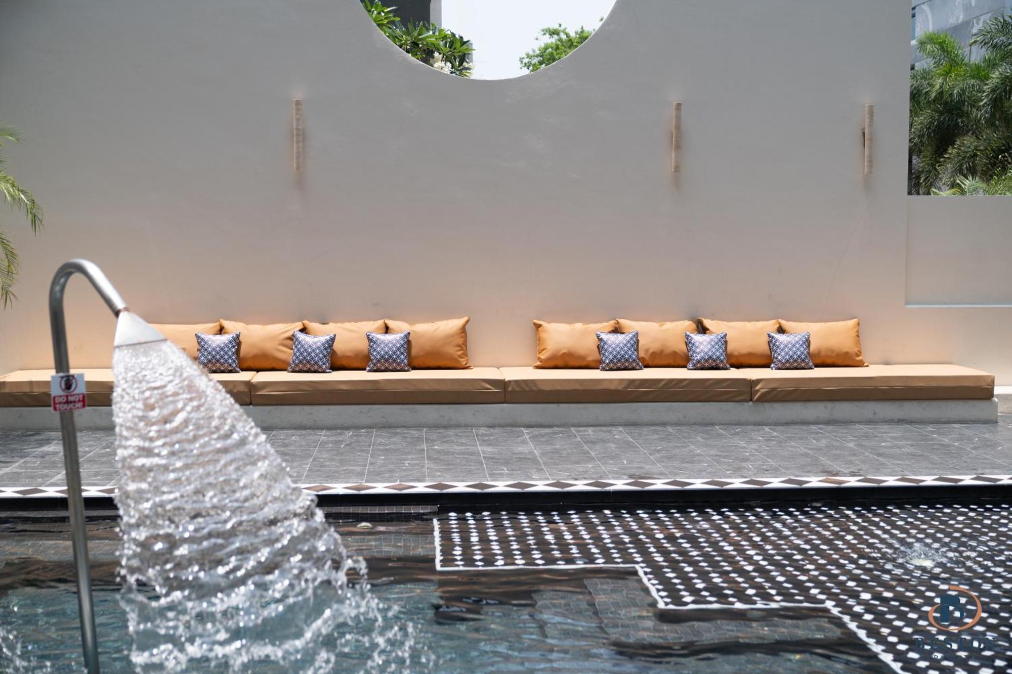 Hotel Beston - Sha Certified